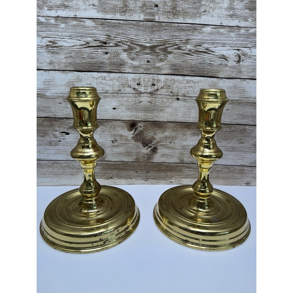 Pair VIRGINIA METALCRAFTERS Colonial Williamsburg Brass Candlesticks 16-20 VTG